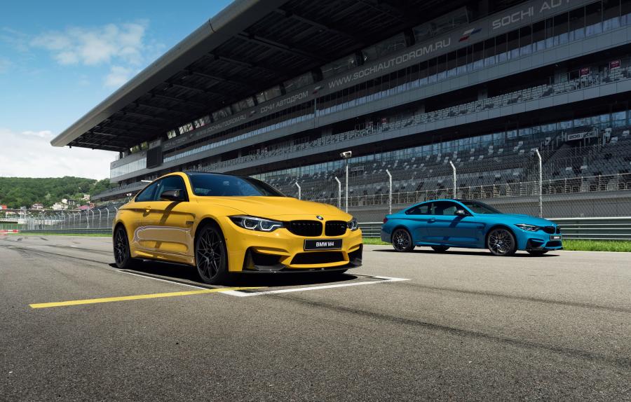  BMW M4 Coupe Competition 2017 года  (RU) (фото 8 из 15)